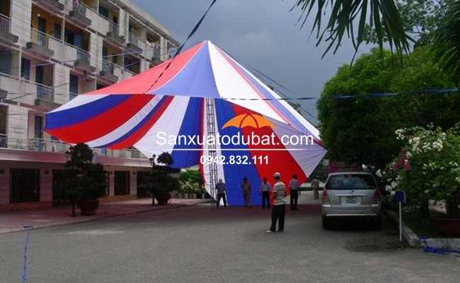 Thuê dù che cỡ lớn