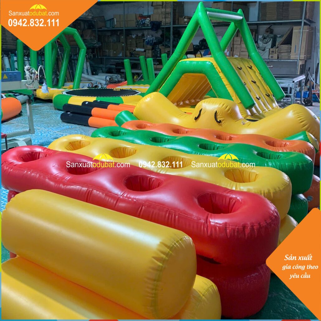 Sản xuất đồ chơi bơm hơi (2)