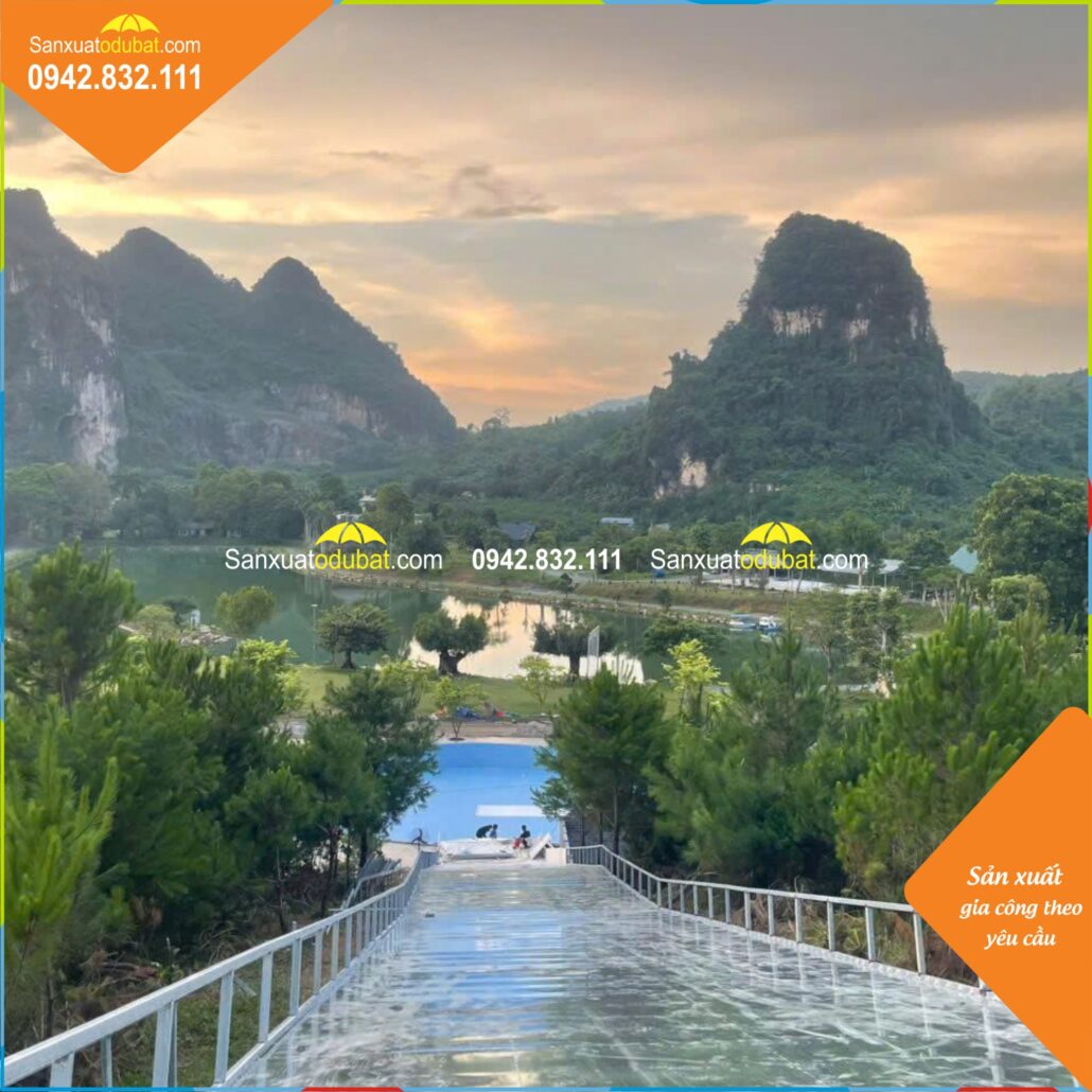 Bể bơi lót bạt
