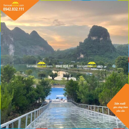 Bể bơi lót bạt