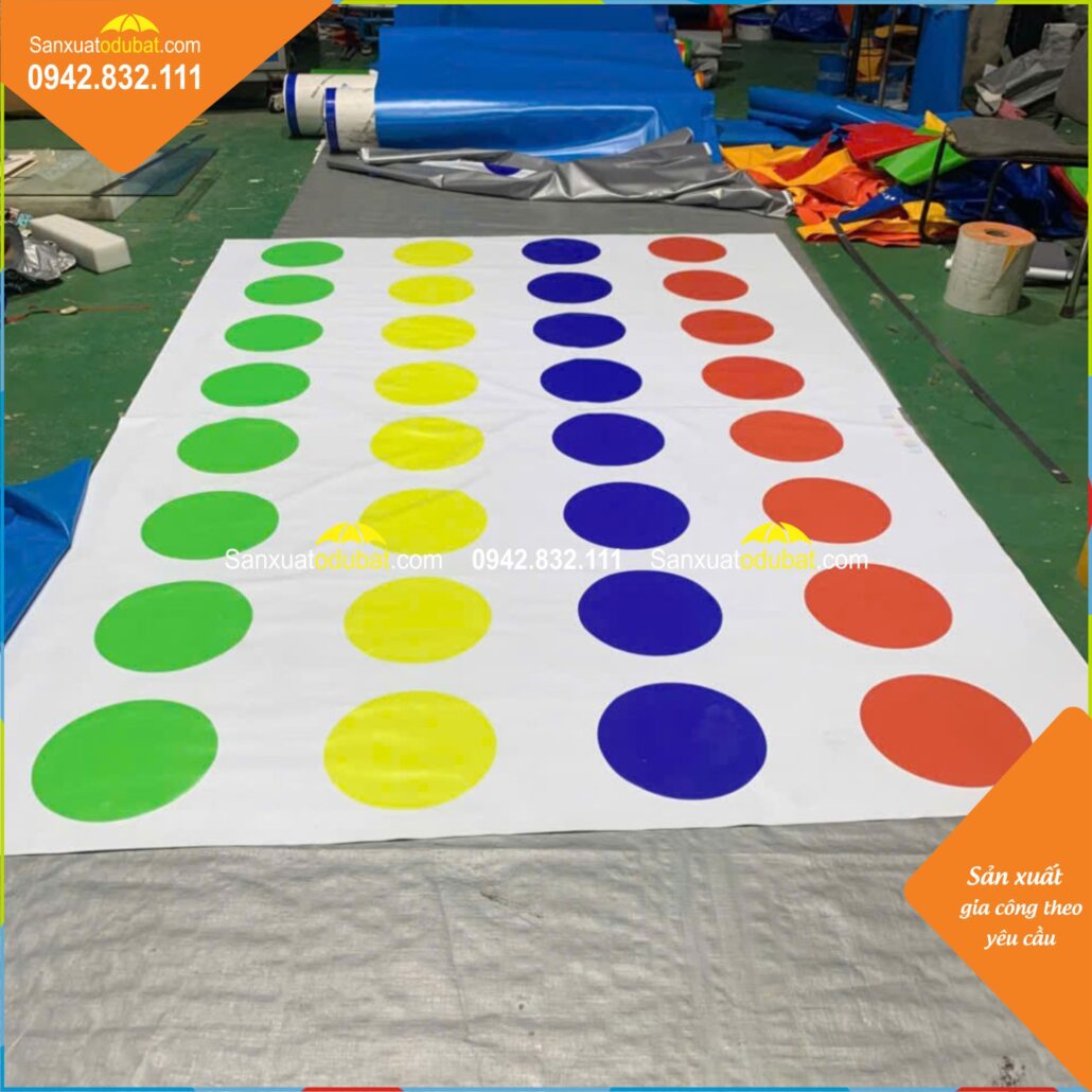 Trò chơi vặn xoắn ( TWISTER GAME ) (2)