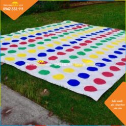 Trò chơi vặn xoắn ( TWISTER GAME ) (2)